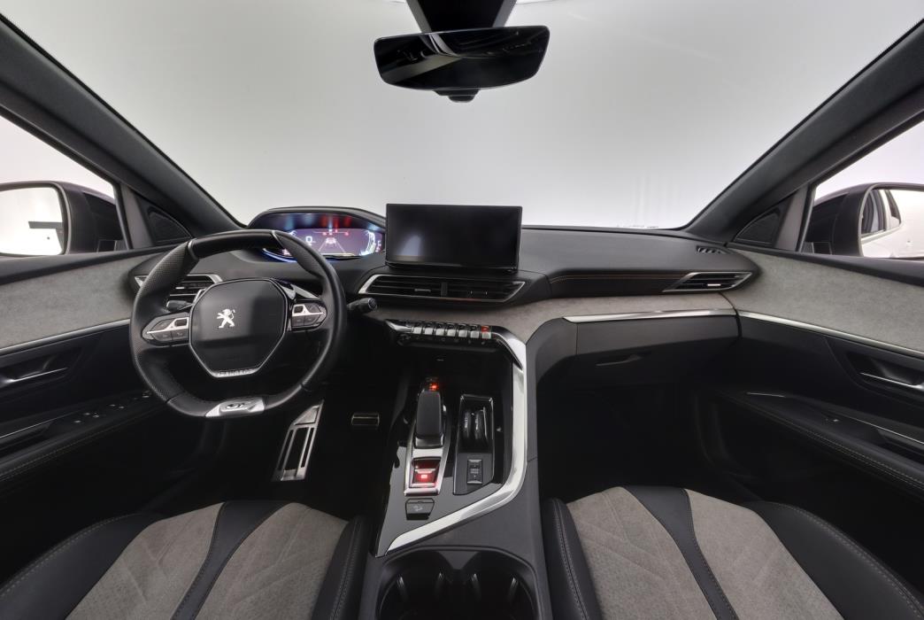 PEUGEOT 3008 2021