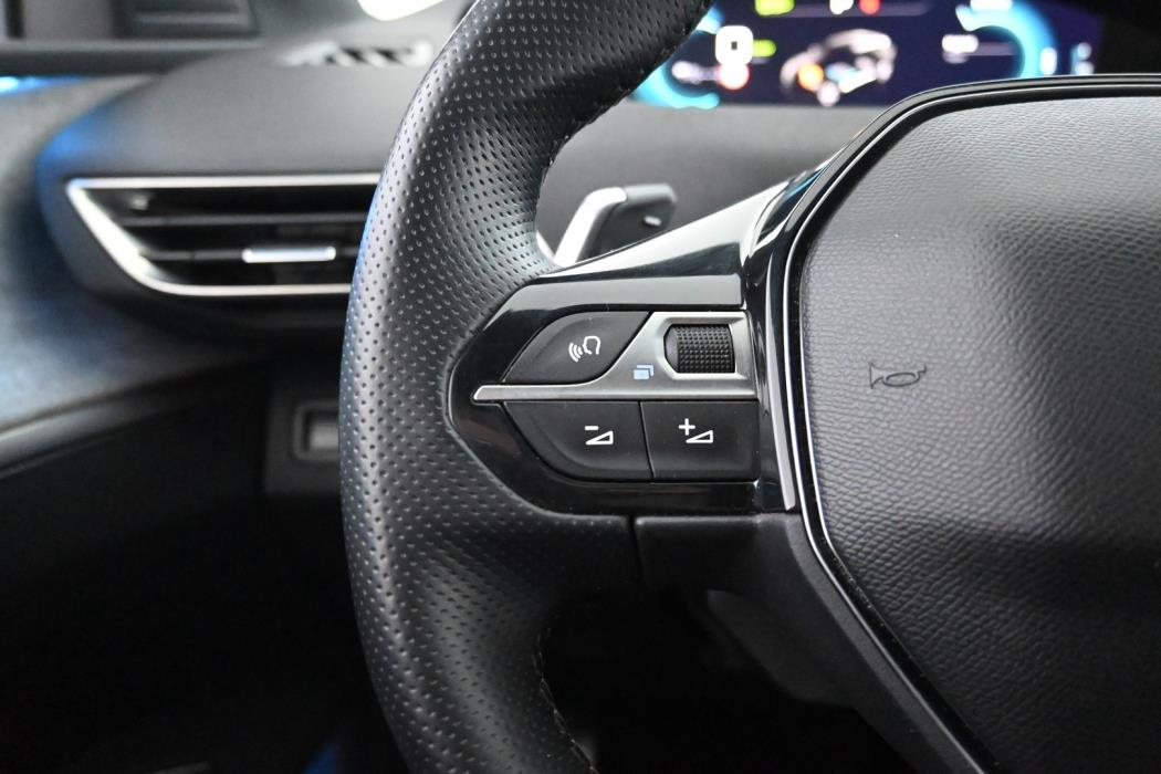 PEUGEOT 3008 2021