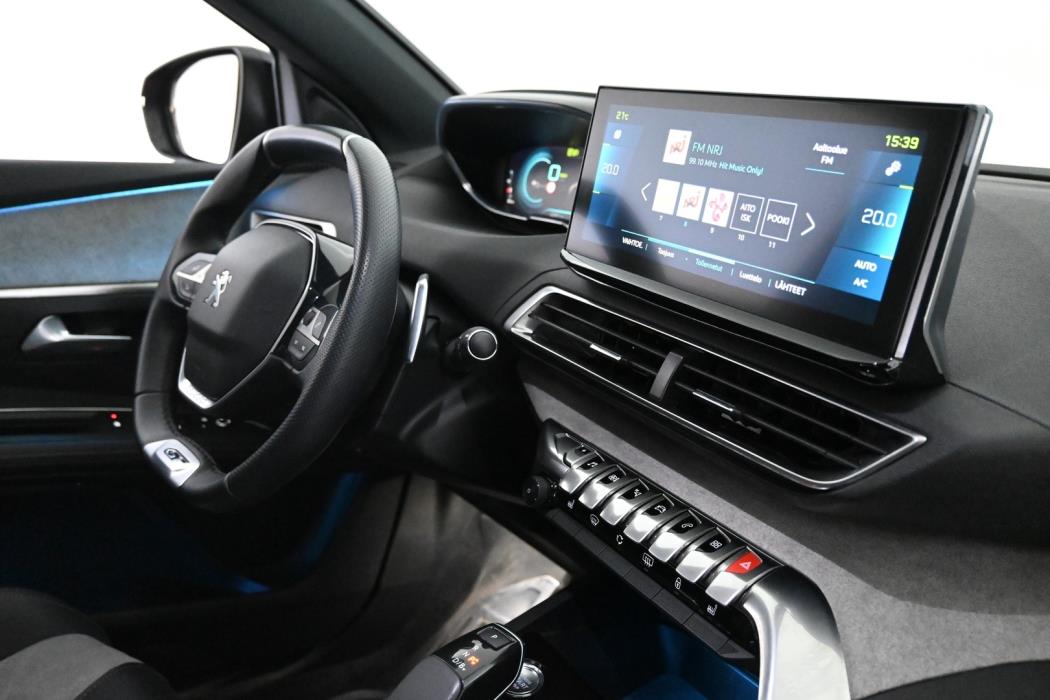 PEUGEOT 3008 2021