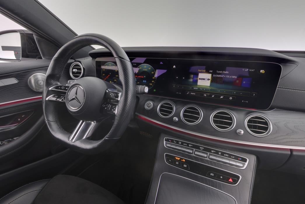 MERCEDES-BENZ E 2021