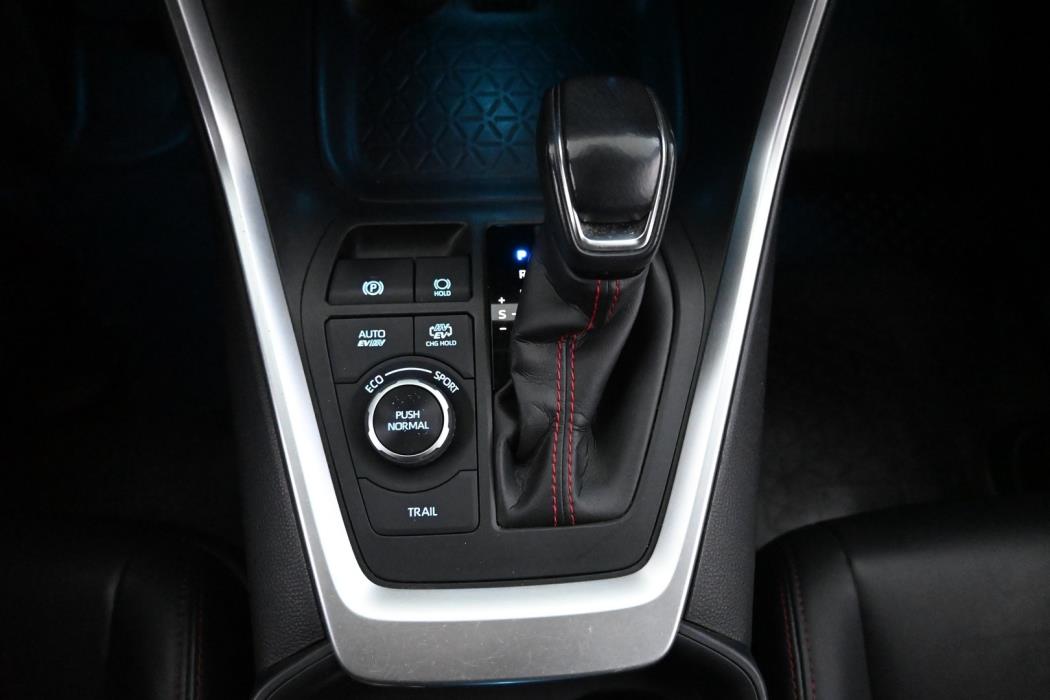 TOYOTA RAV4 Plug-in 2021