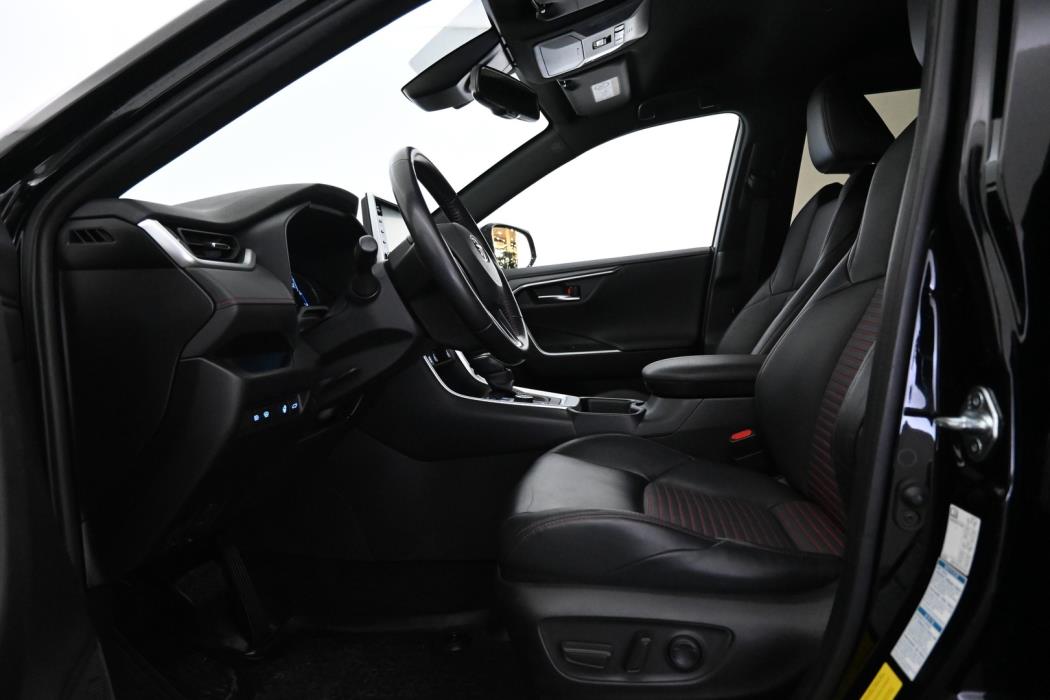 TOYOTA RAV4 Plug-in 2021