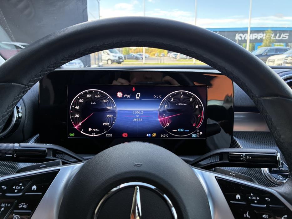 MERCEDES-BENZ C 2022