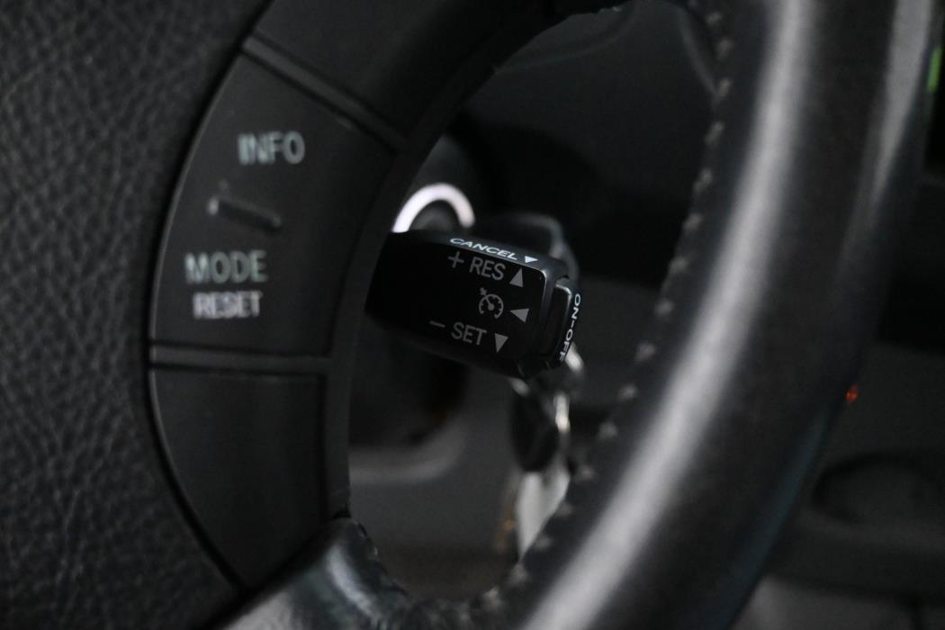 TOYOTA Hilux 2011