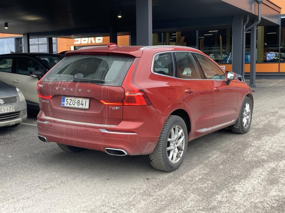 VOLVO XC60 2020