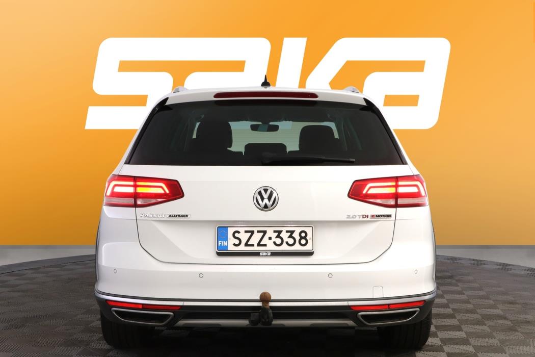 VOLKSWAGEN Passat 2016