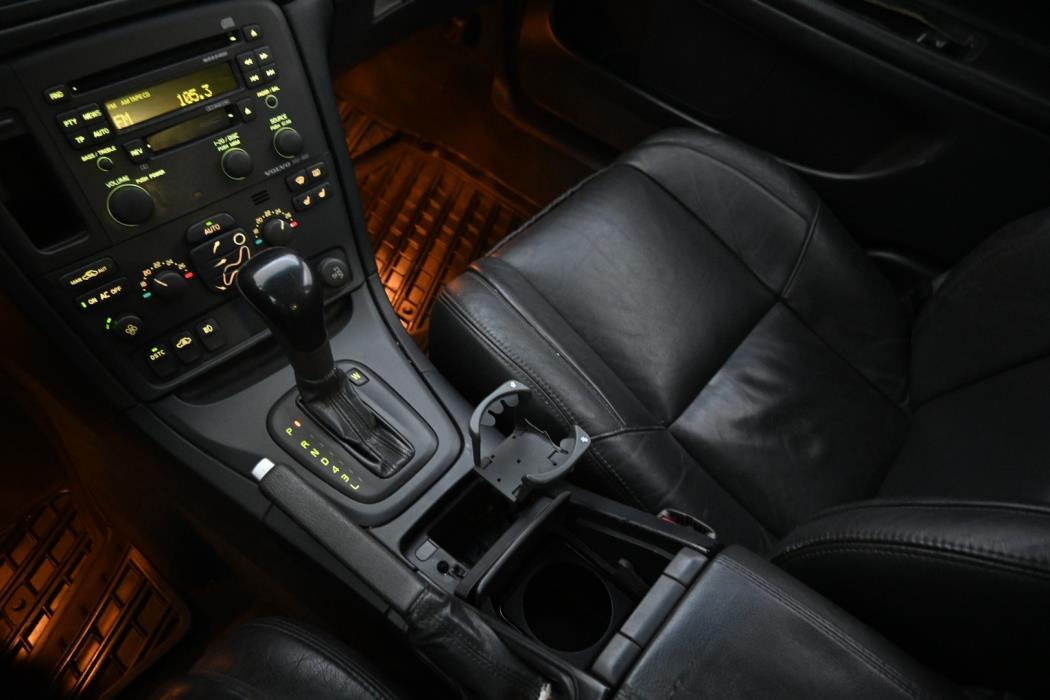 VOLVO S80 2002