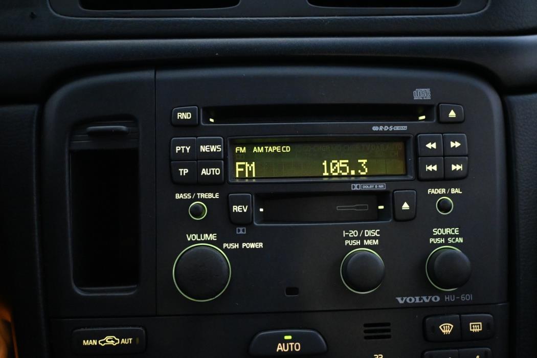VOLVO S80 2002