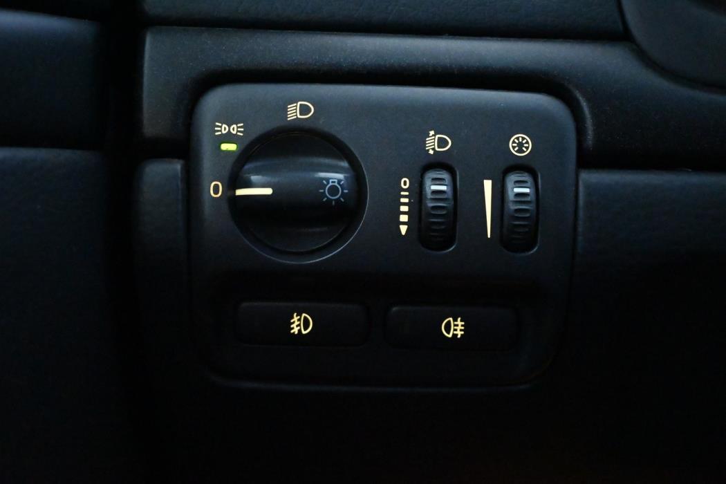 VOLVO S80 2002