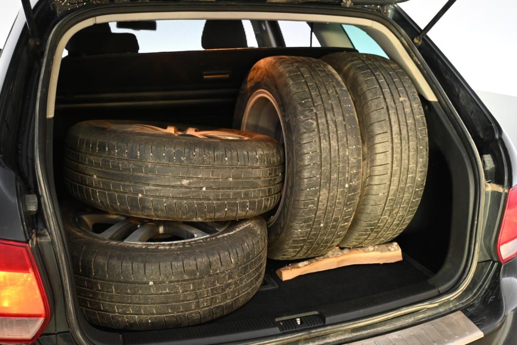 VOLKSWAGEN Golf 2010