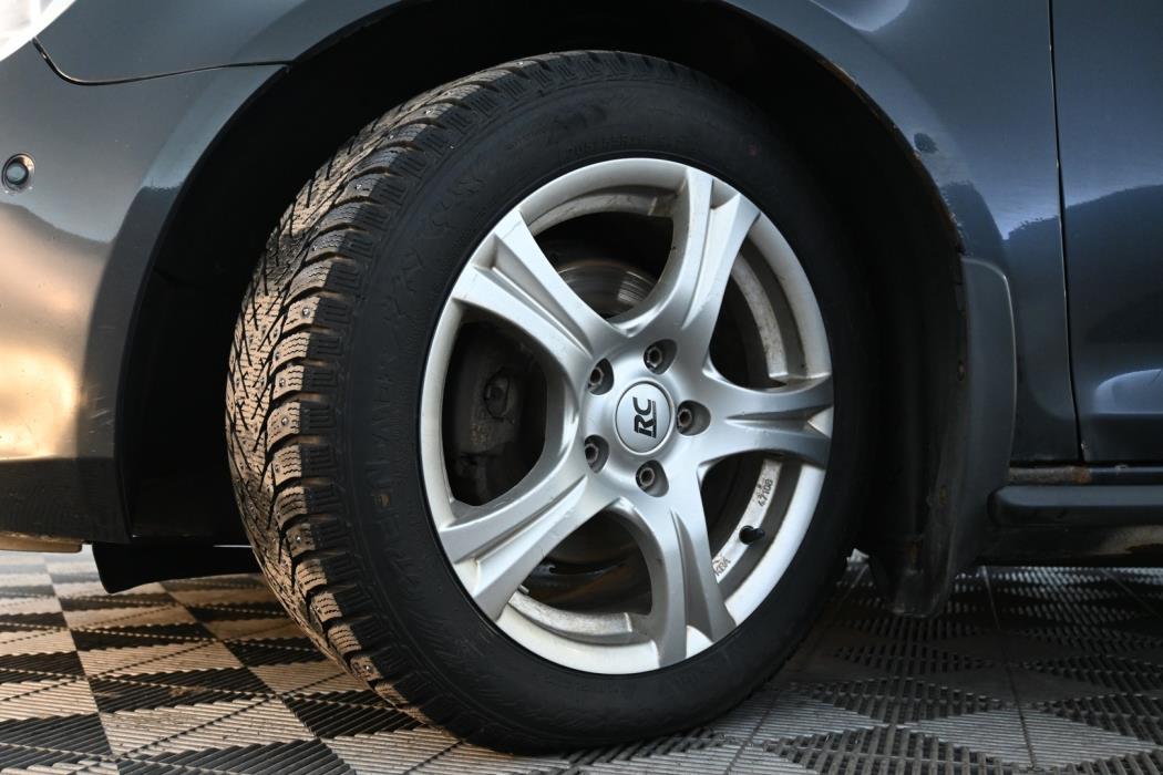 VOLKSWAGEN Golf 2010