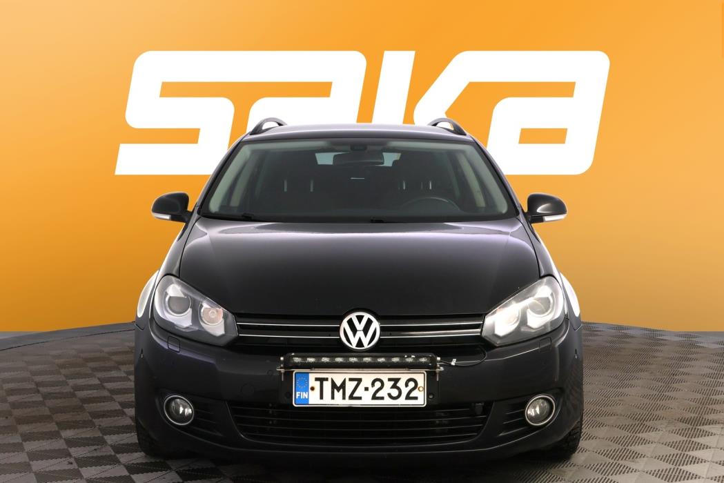 VOLKSWAGEN Golf 2010