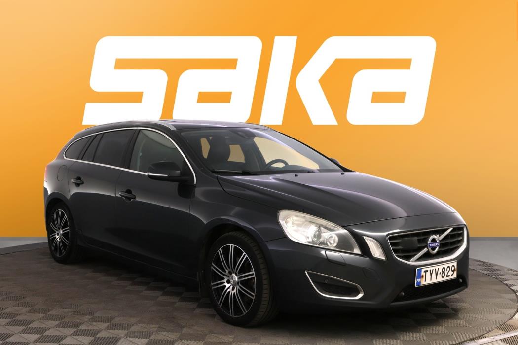 VOLVO V60 2011