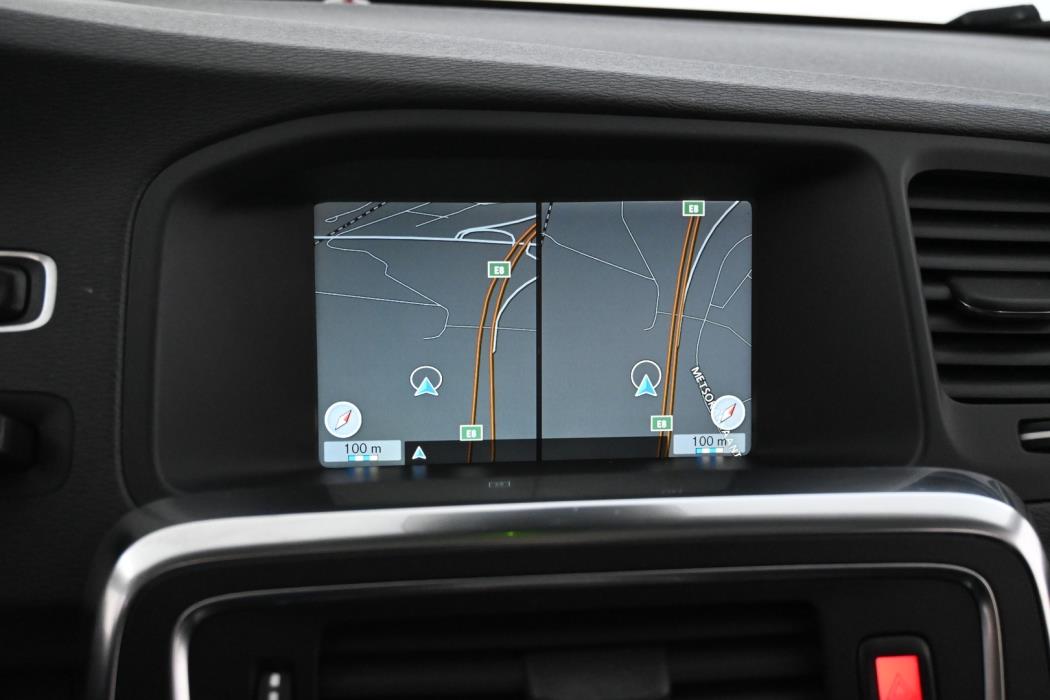 VOLVO V60 2011