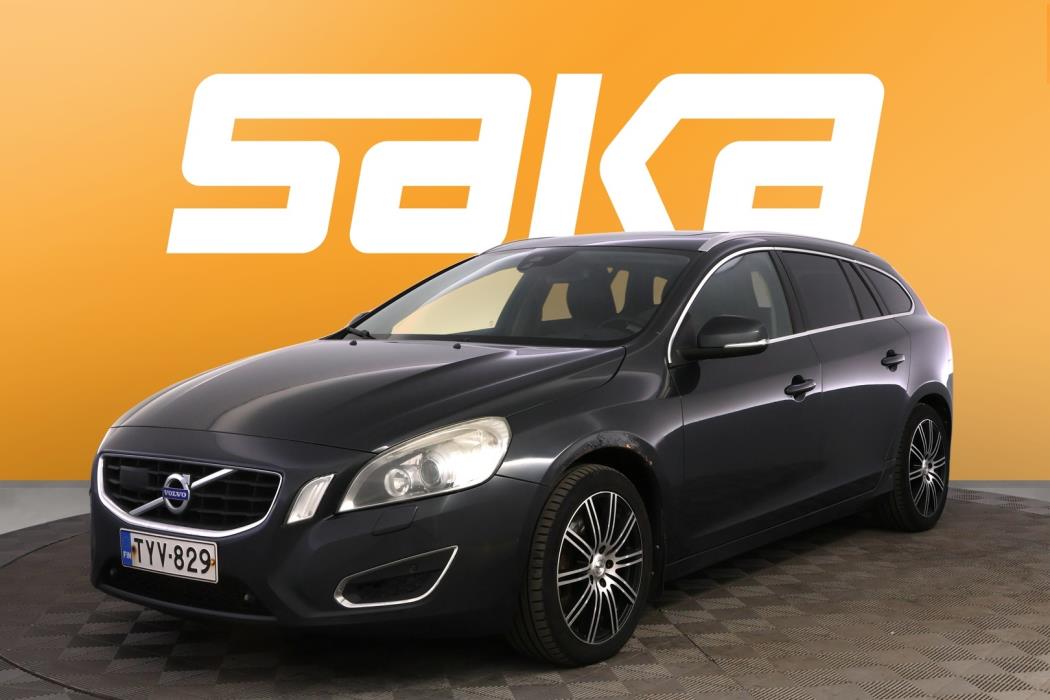 VOLVO V60 2011