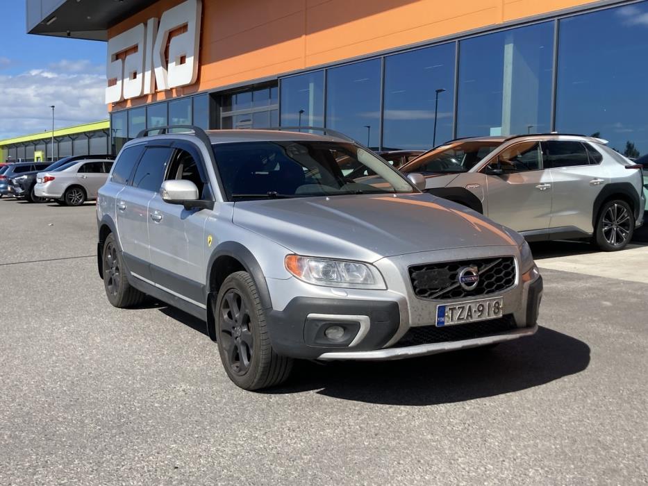 VOLVO XC70 2013