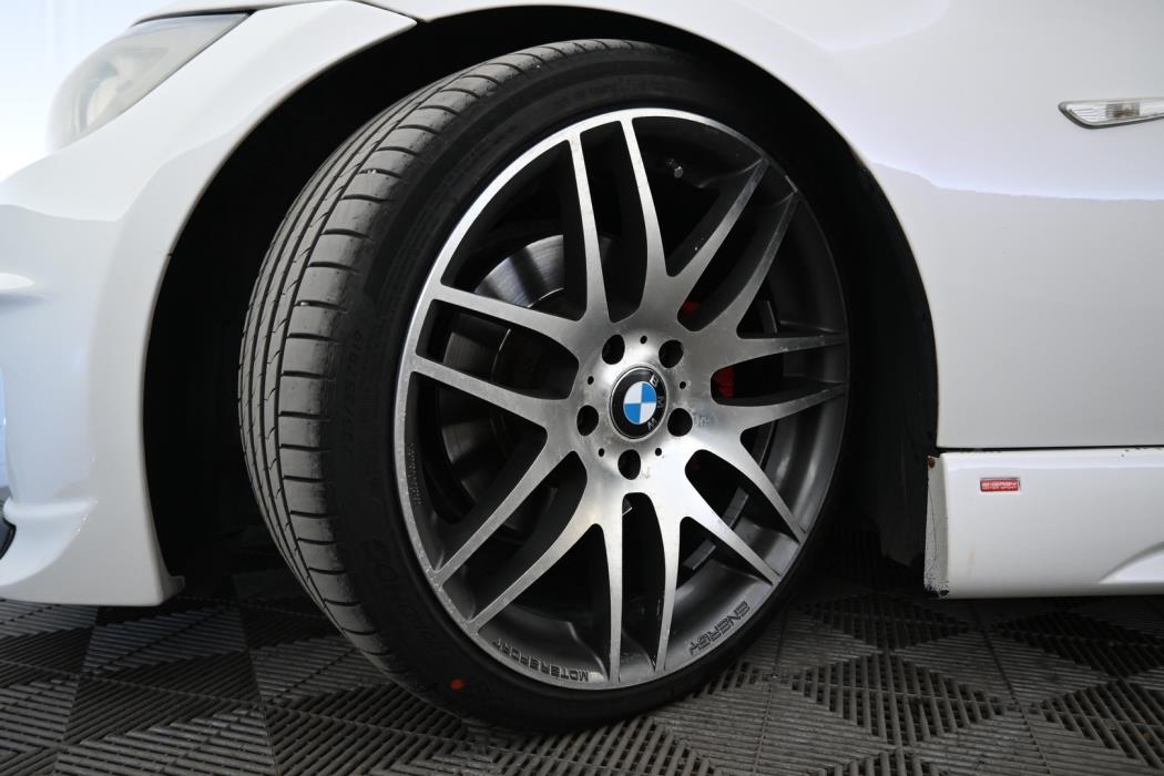 BMW 330 2007