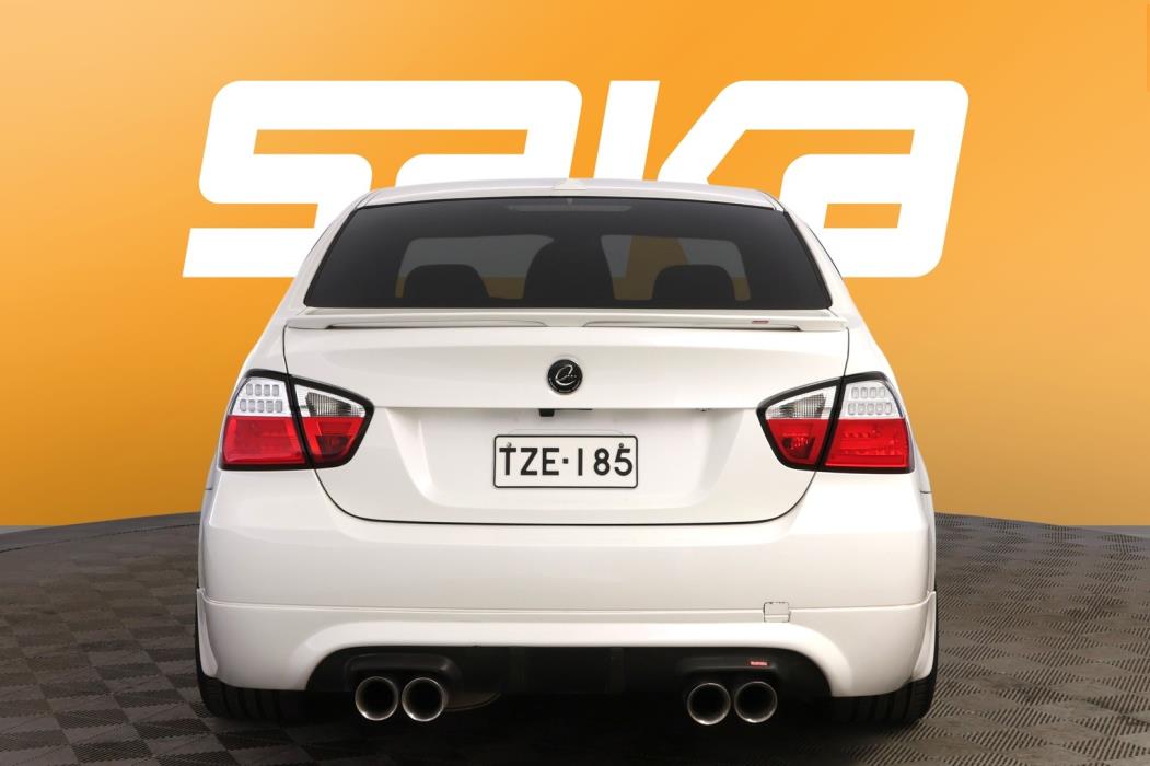 BMW 330 2007