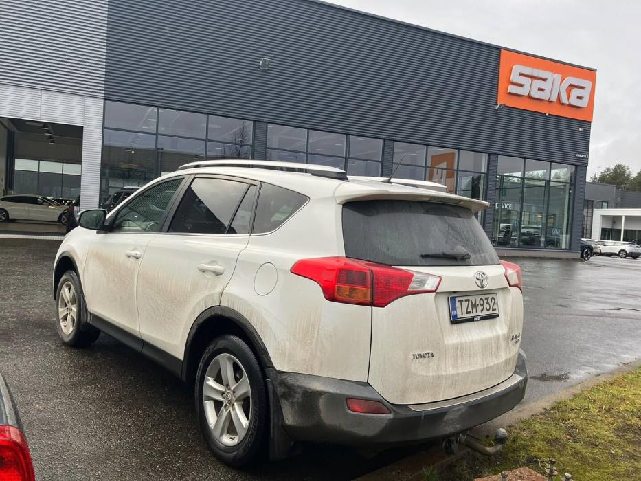 TOYOTA RAV4 2015