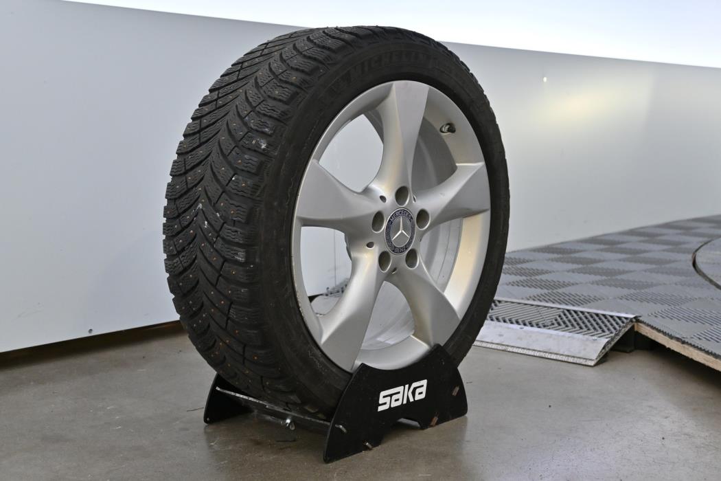 MERCEDES-BENZ CLA 2015