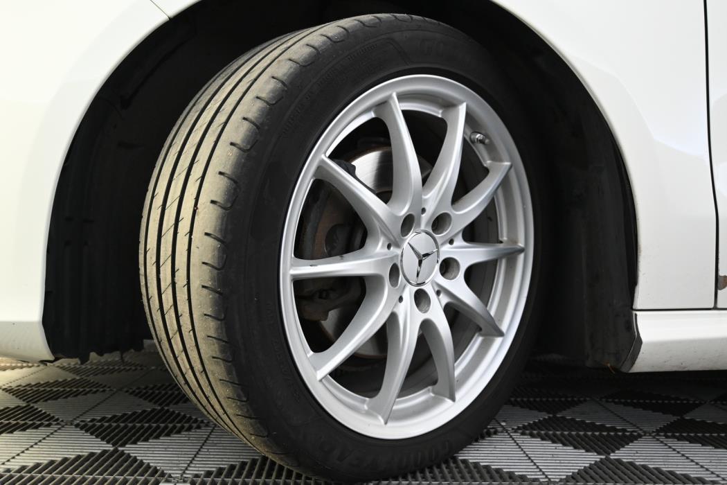 MERCEDES-BENZ CLA 2015