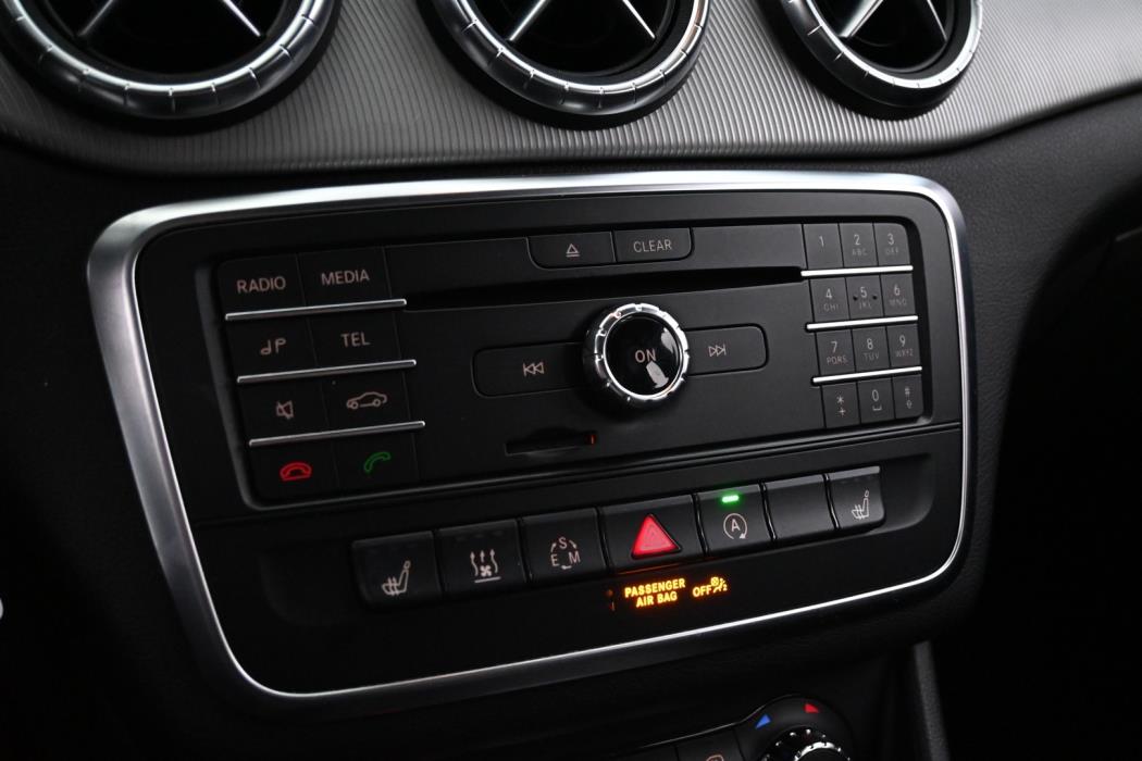 MERCEDES-BENZ CLA 2015