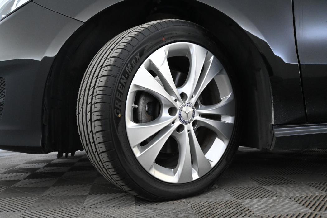 MERCEDES-BENZ B 2016