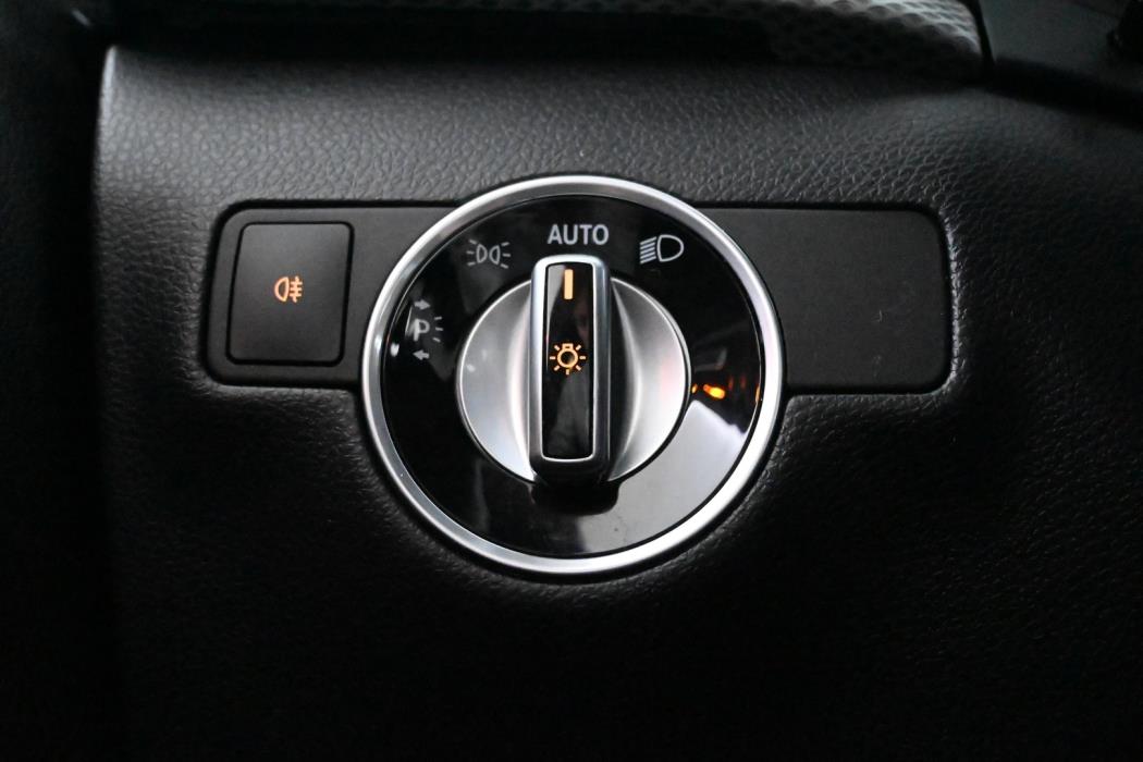 MERCEDES-BENZ B 2016