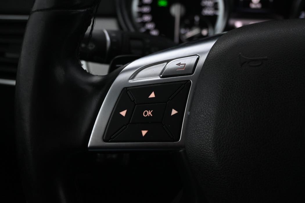 MERCEDES-BENZ ML 2013