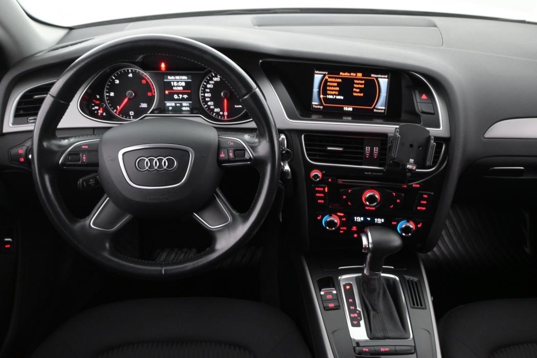 AUDI A4 2015