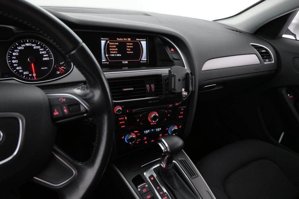 AUDI A4 2015