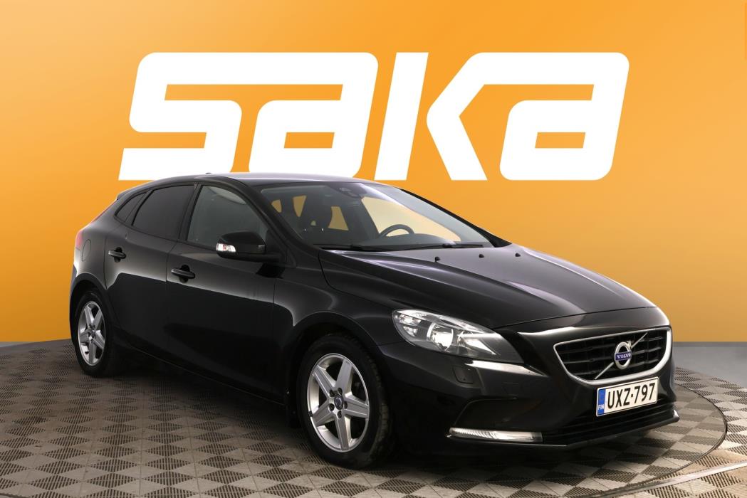 VOLVO V40 2014