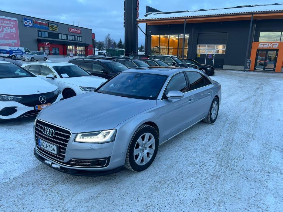 AUDI A8 2017