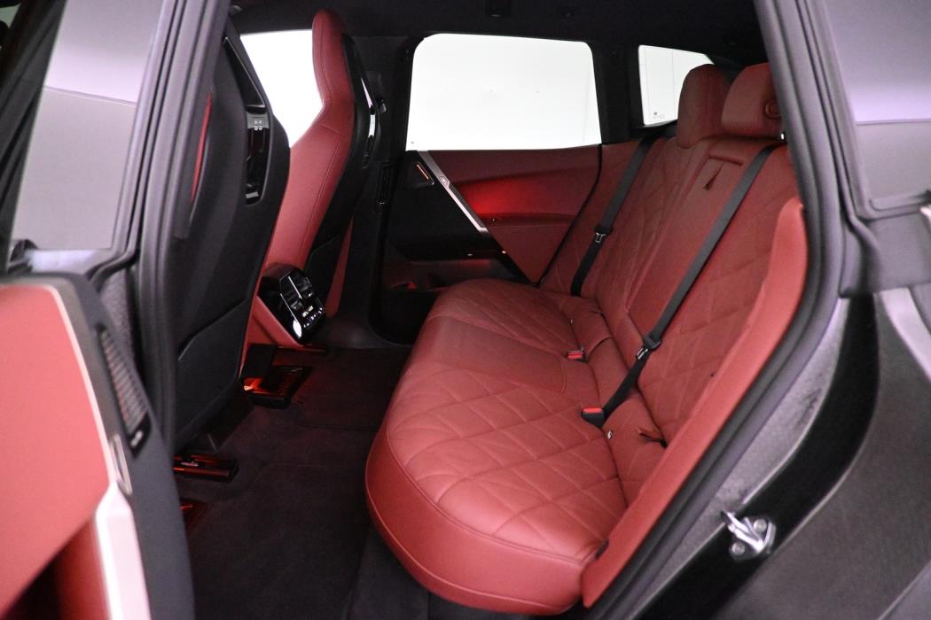 BMW IX M60 2023