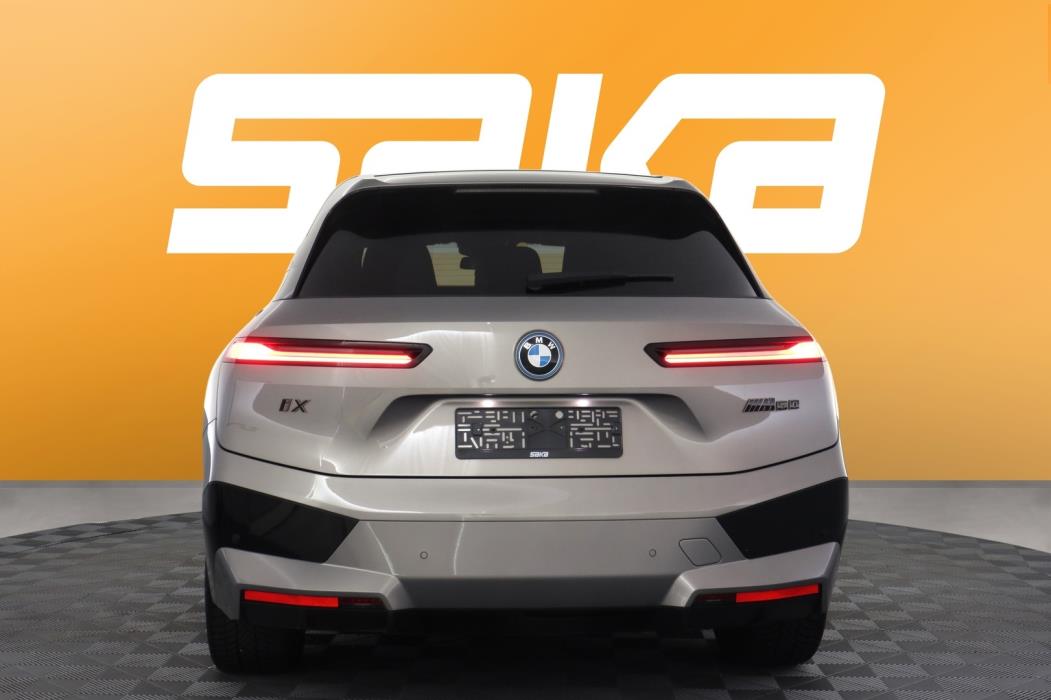BMW IX M60 2023