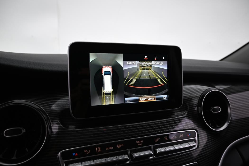 MERCEDES-BENZ V 2019