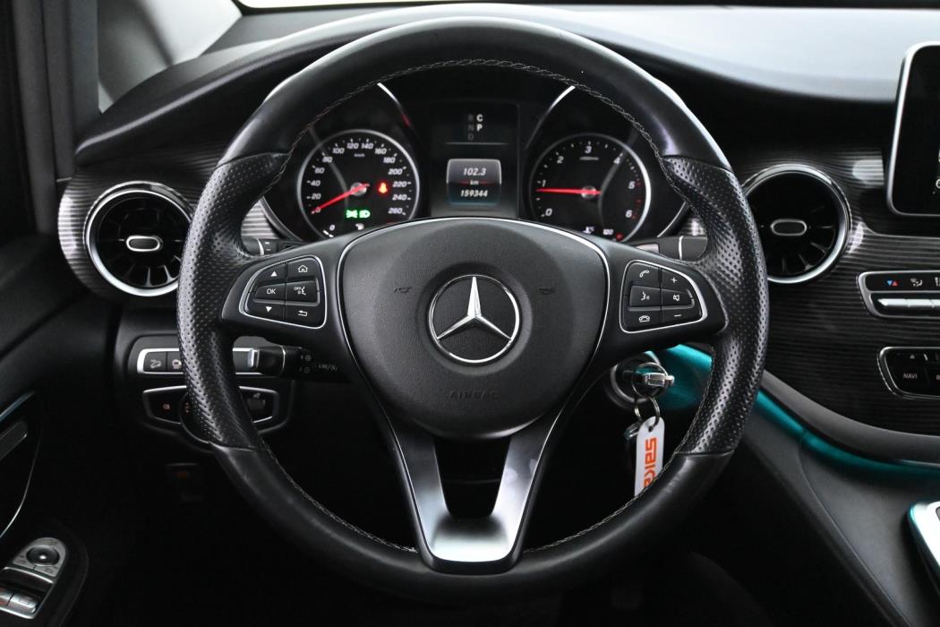 MERCEDES-BENZ V 2019