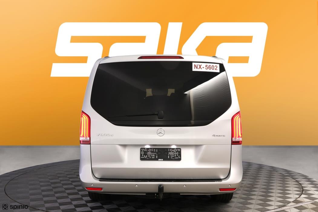 MERCEDES-BENZ V 2019