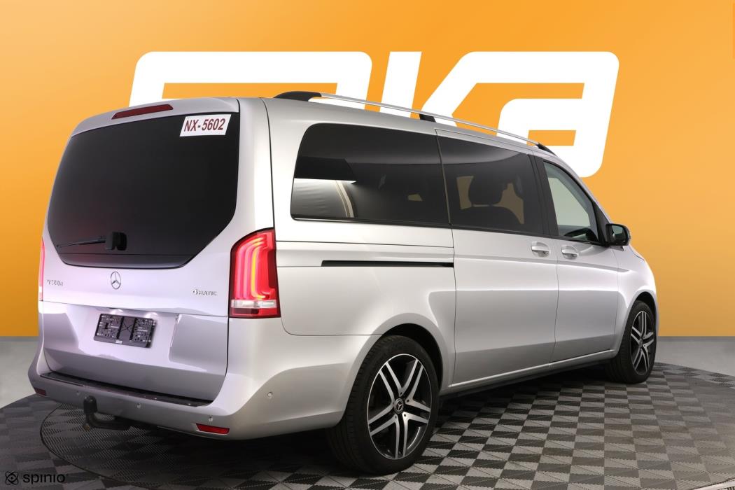 MERCEDES-BENZ V 2019