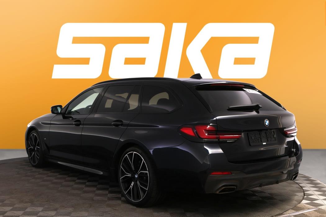 BMW 540 2022