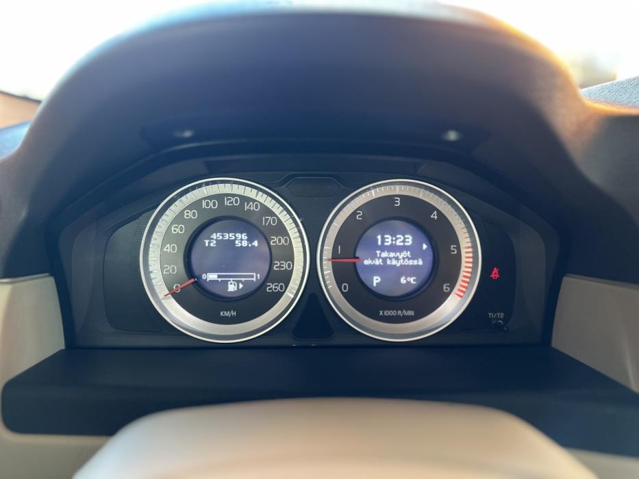 VOLVO XC70 2013