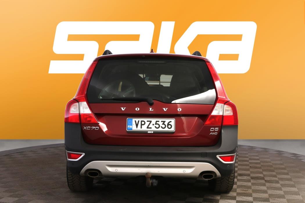 VOLVO XC70 2013