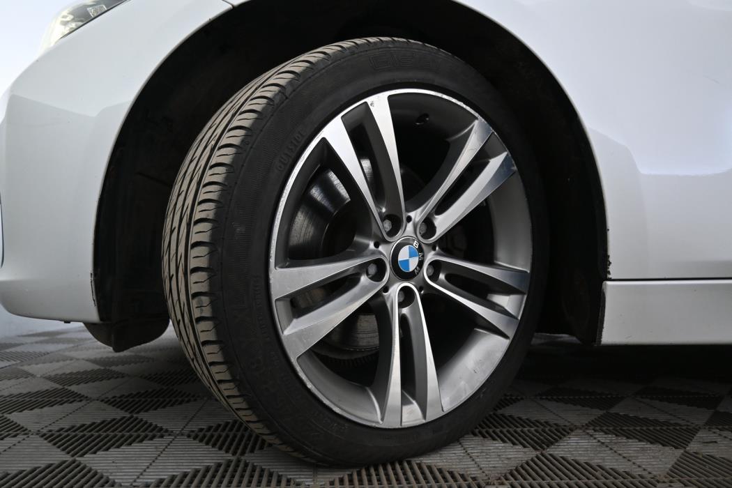 BMW 330 2014