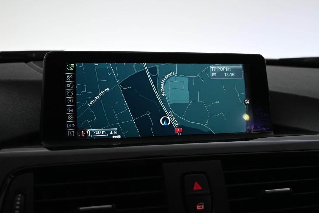 BMW 330 2014