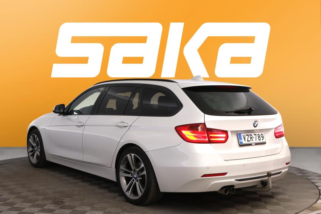 BMW 330 2014