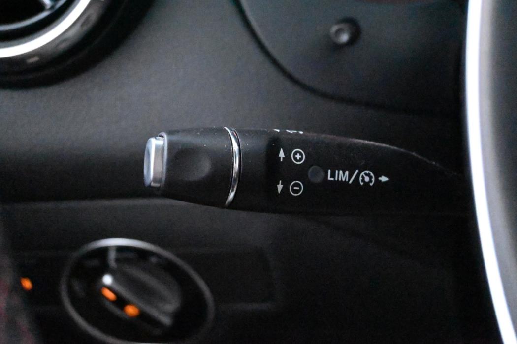 MERCEDES-BENZ GLA 2016