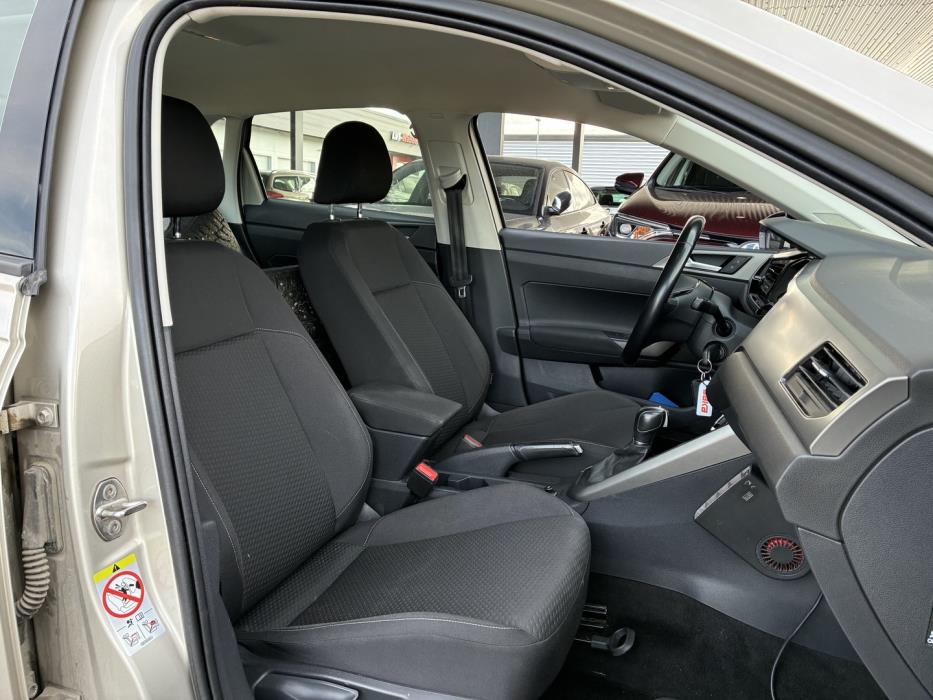 VOLKSWAGEN Polo 2018