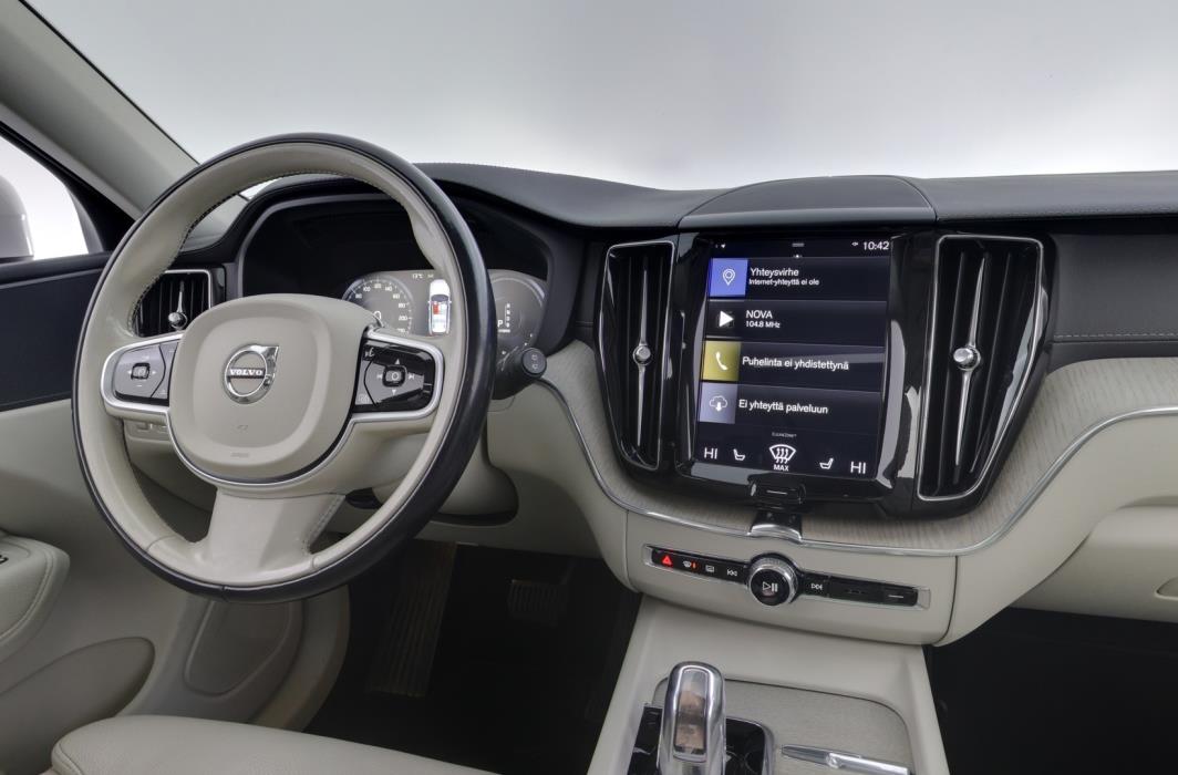 VOLVO XC60 2019