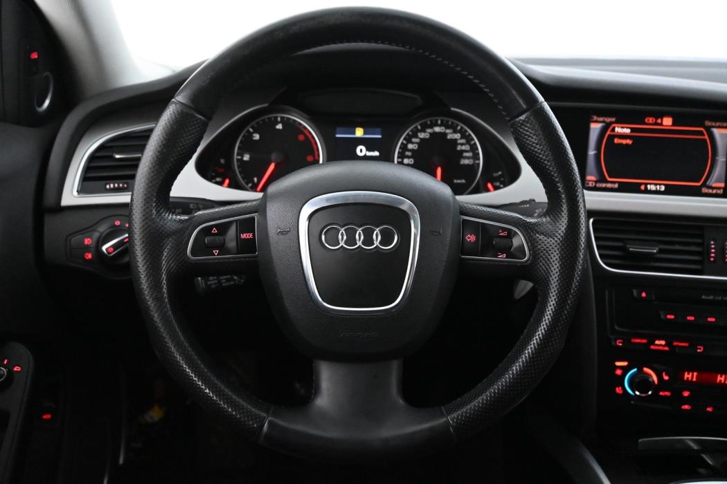 AUDI A4 2008