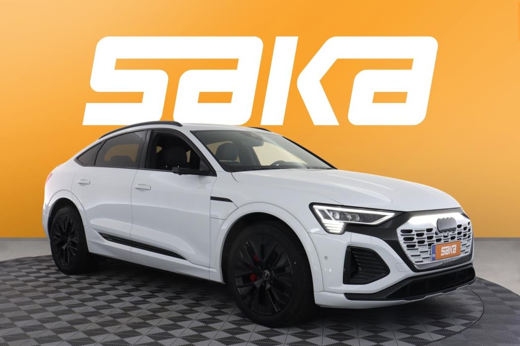 AUDI Q8 e-tron 2024